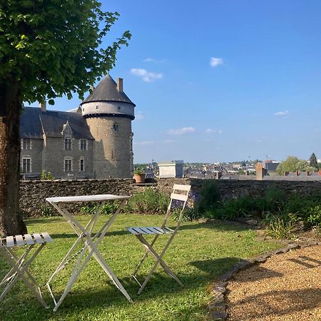 Le Logis Du Vassal Bed and Breakfast Λαβάλ Εξωτερικό φωτογραφία