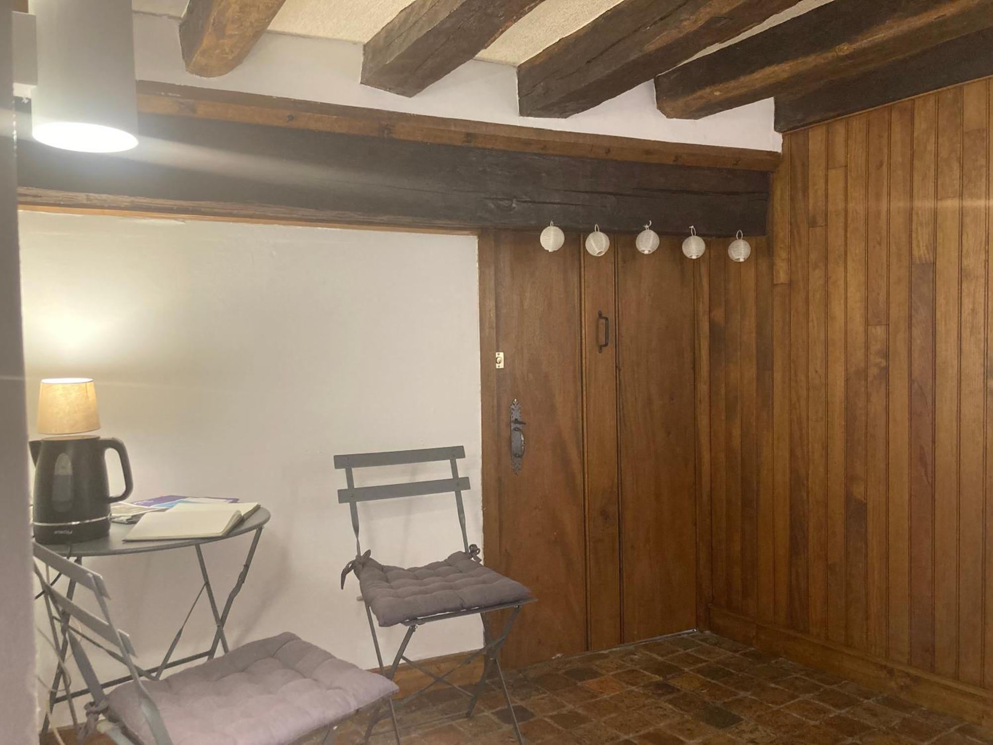 Le Logis Du Vassal Bed and Breakfast Λαβάλ Εξωτερικό φωτογραφία